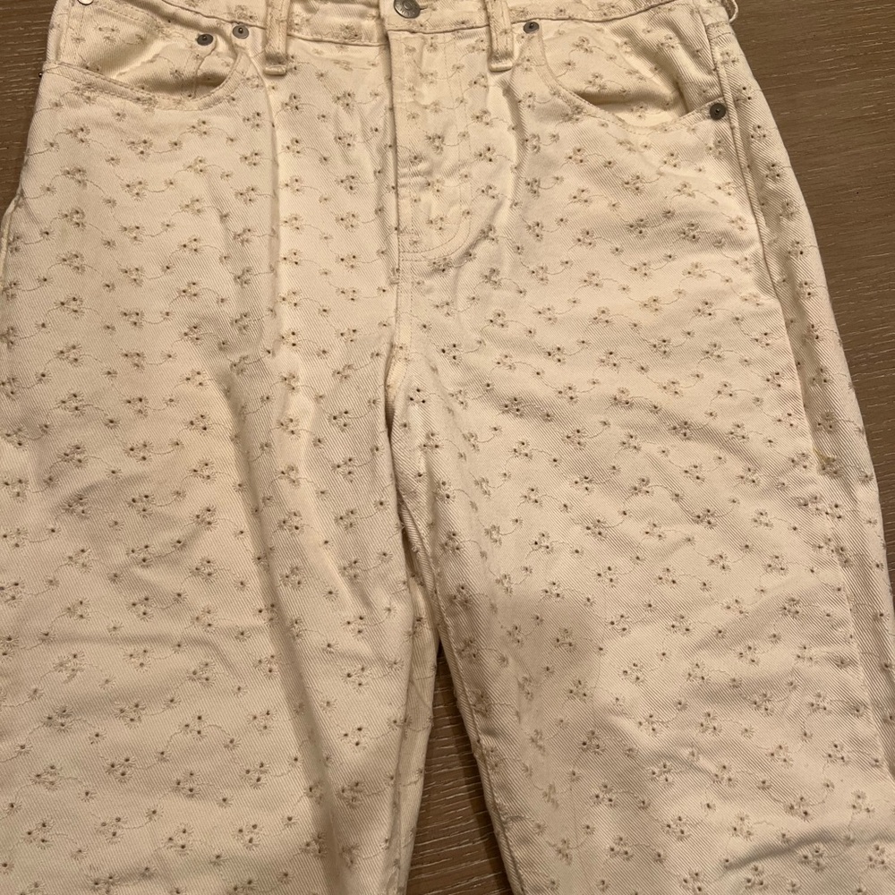 Madewell Cream High-Rise Jeans with Tiny Brown Floral Embroidery
